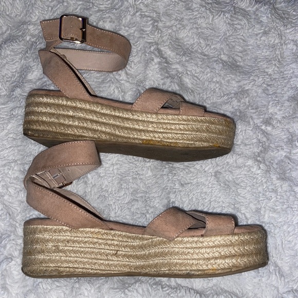 Chinese Laundry platforms - Picture 3 of 5